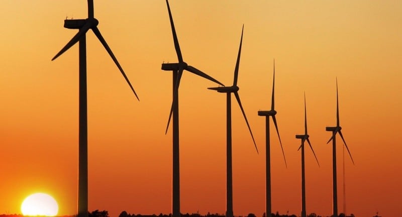 İskoçya Rüzgarla 2 İskoçya’ya Yetecek Enerji Üretiyor